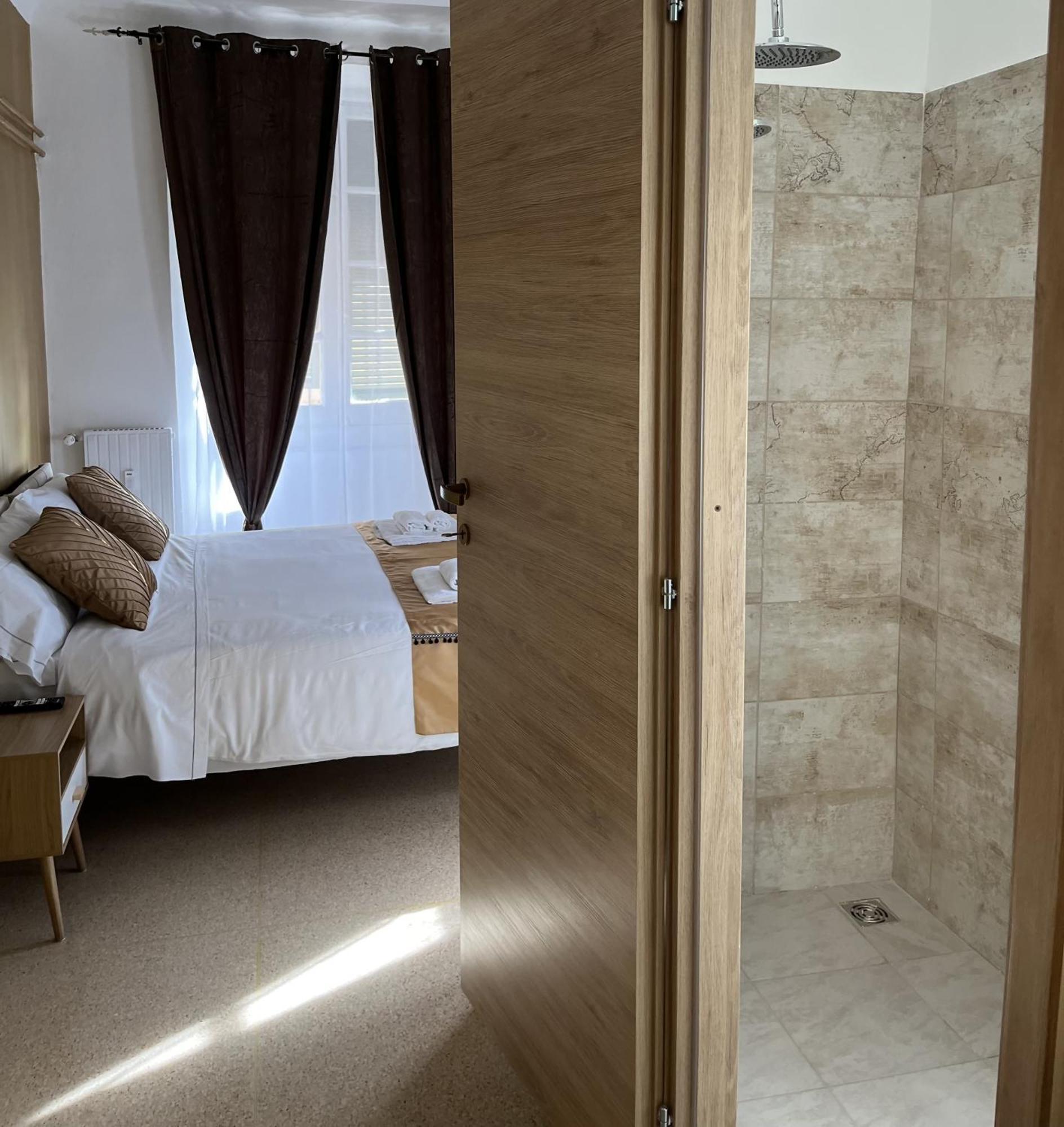 Genova Gold Rooms Екстер'єр фото